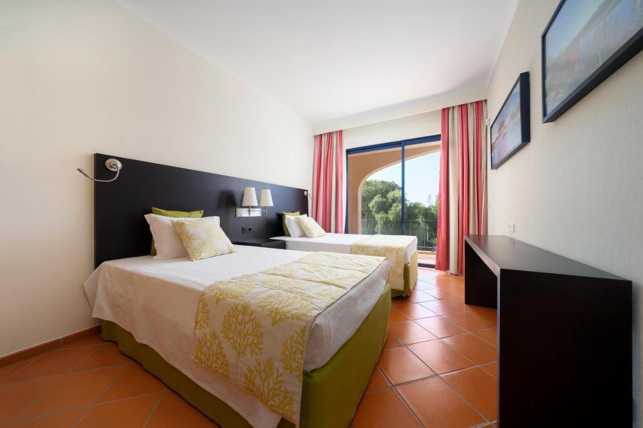 Al - Apartamento Vila Sol F5 T Quarteira Ngoại thất bức ảnh